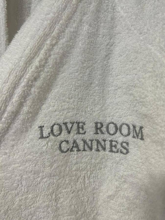 Love Room A Cannes - Appartement 25M2 Pour 2 Personnes Avec Un Jacuzzi Prive Екстериор снимка